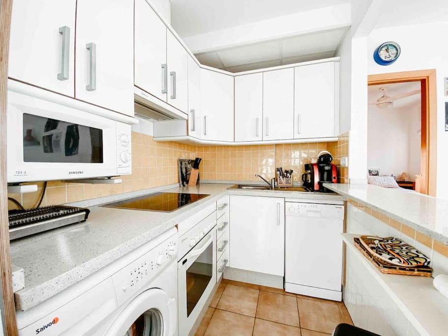 Ferienwohnung Escapada Familiar En Torrox Costa A 100M De La Playa, Vistas Al Mar Y Parking Gratis Exterior foto
